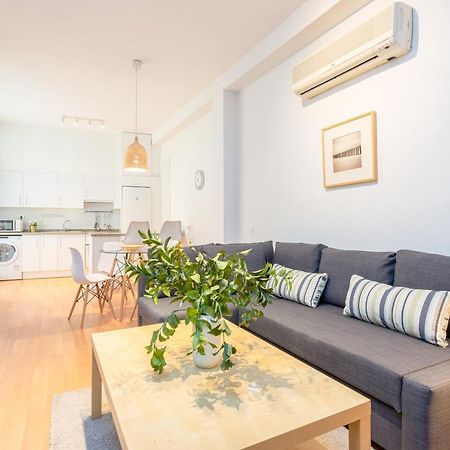 Apartamento Souviron Malaga Bagian luar foto