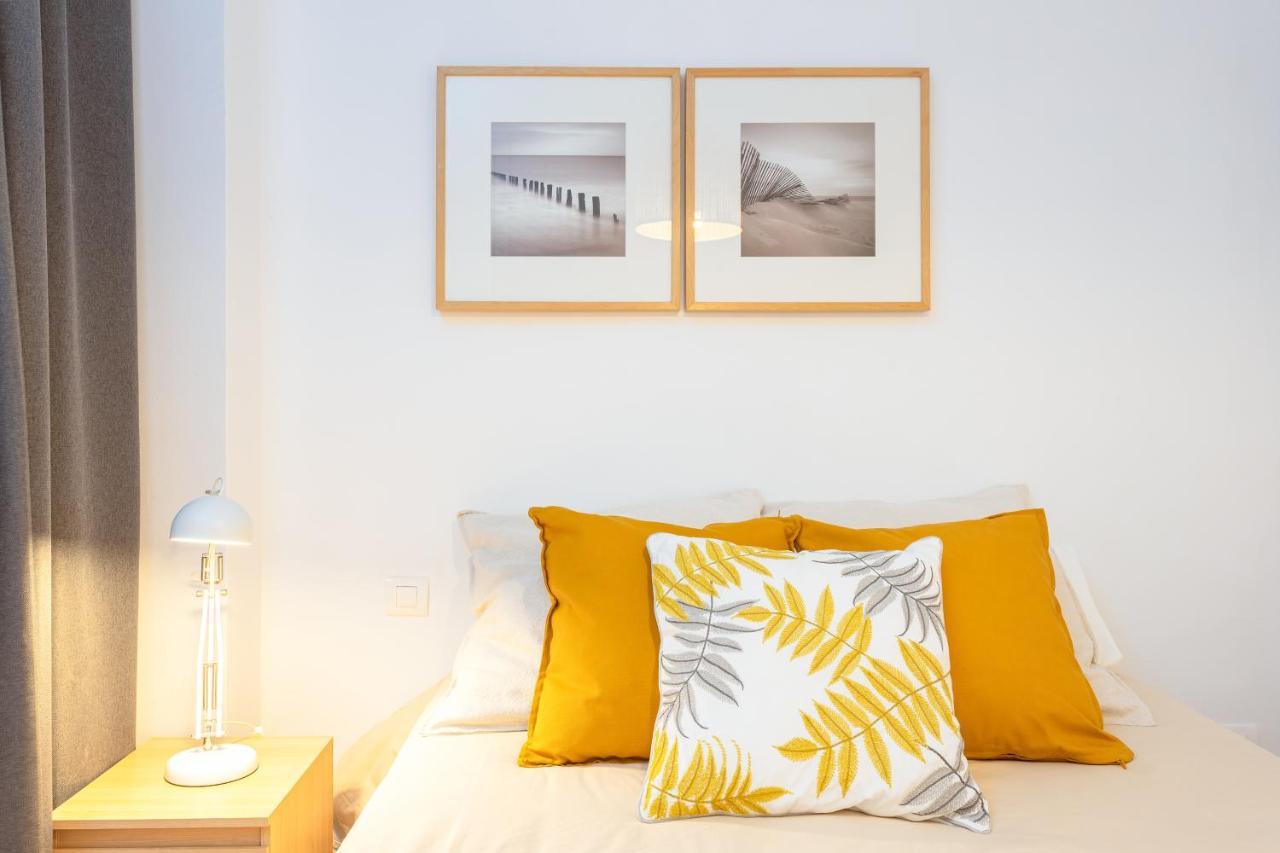 Apartamento Souviron Malaga Bagian luar foto