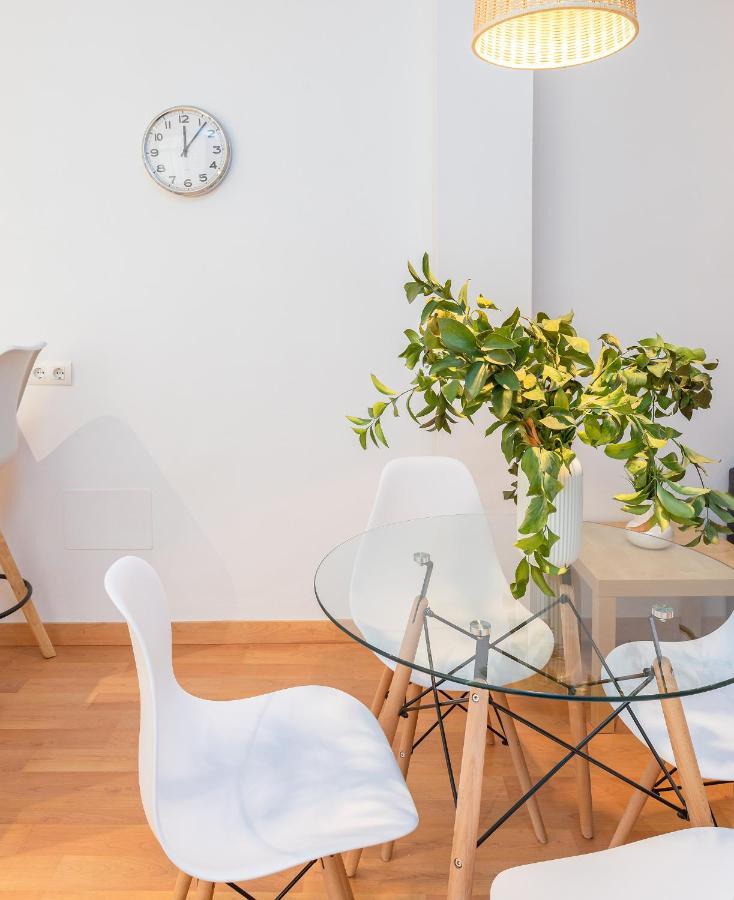 Apartamento Souviron Malaga Bagian luar foto